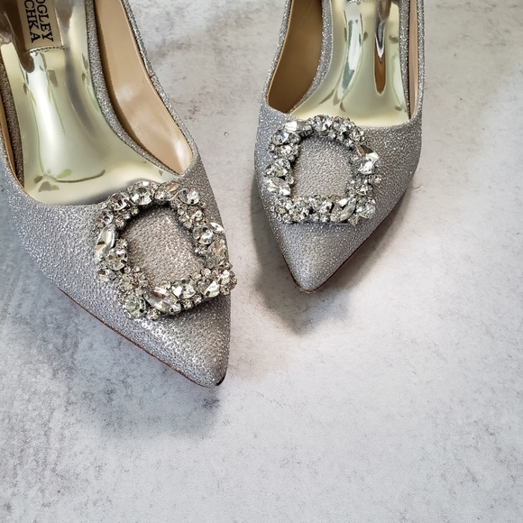 Badgley Mischka Carrie Crystal Embellished Pump Silver Glitter Heels SZ 6.5 - Picture 6 of 9